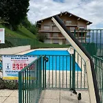 Turquoise Quartier Grattague Vue Montblanc Saint-Gervais-les-Bains