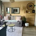 Turquoise Quartier Grattague Vue Montblanc Appartamento