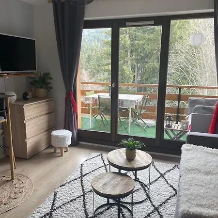 Turquoise Quartier Grattague Vue Montblanc